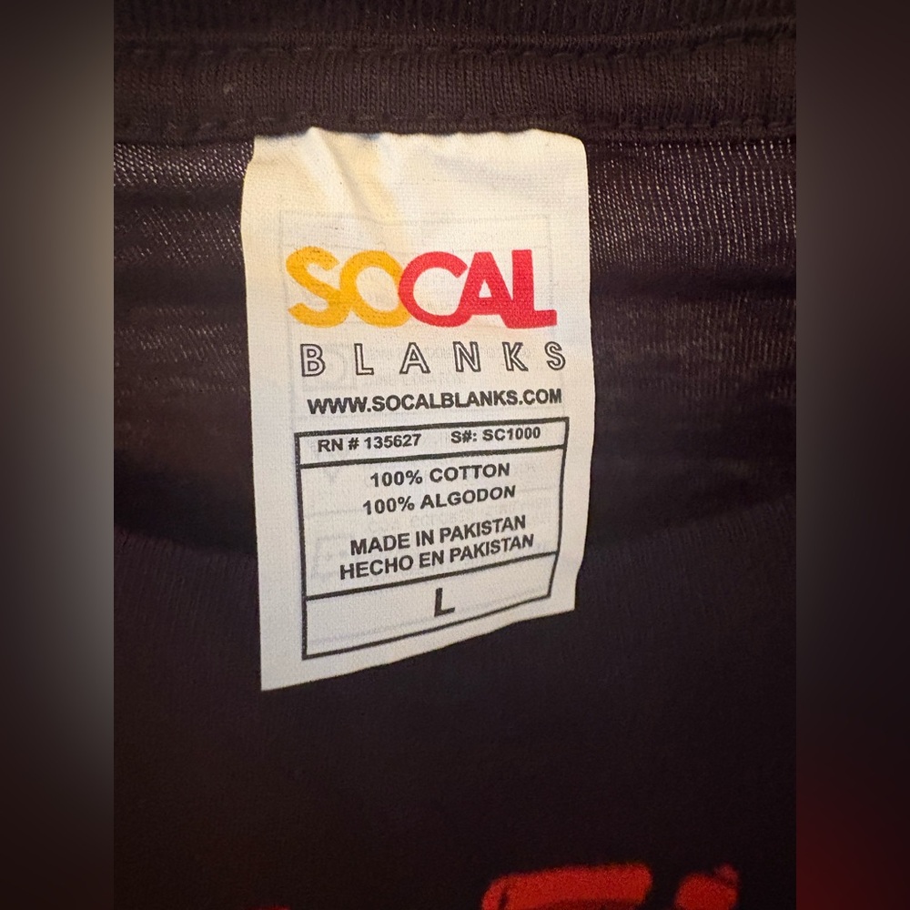 Falling In Reverse Men’s T-Shirt - Picture 4 of 4